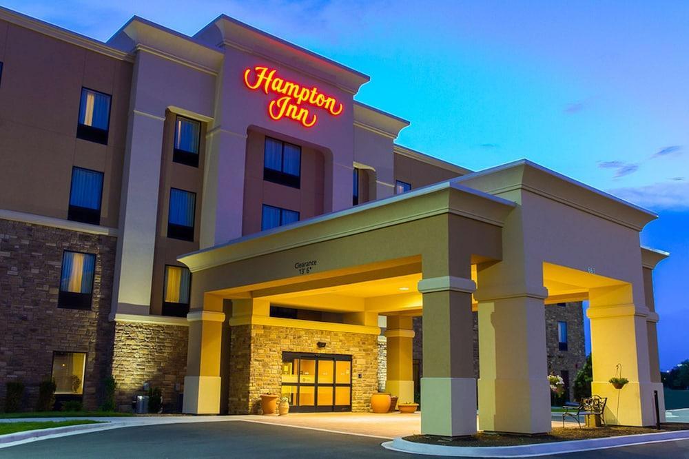 Hampton Inn Dekalb - Near The University Εξωτερικό φωτογραφία