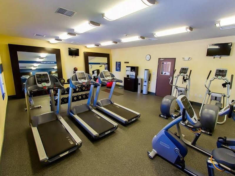 Hampton Inn Dekalb - Near The University Εξωτερικό φωτογραφία